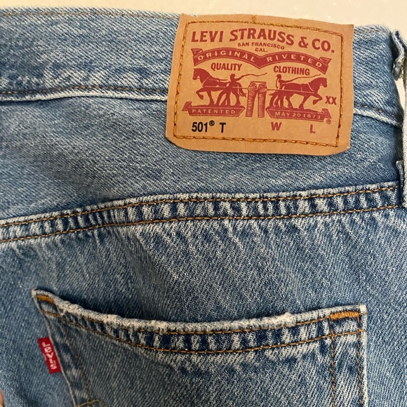 Levis 501 tapered jeans - Picture 2 of 5